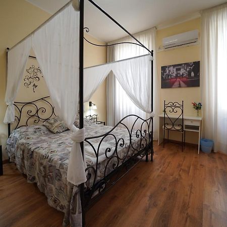 نابولي Florinda B&B المظهر الخارجي الصورة